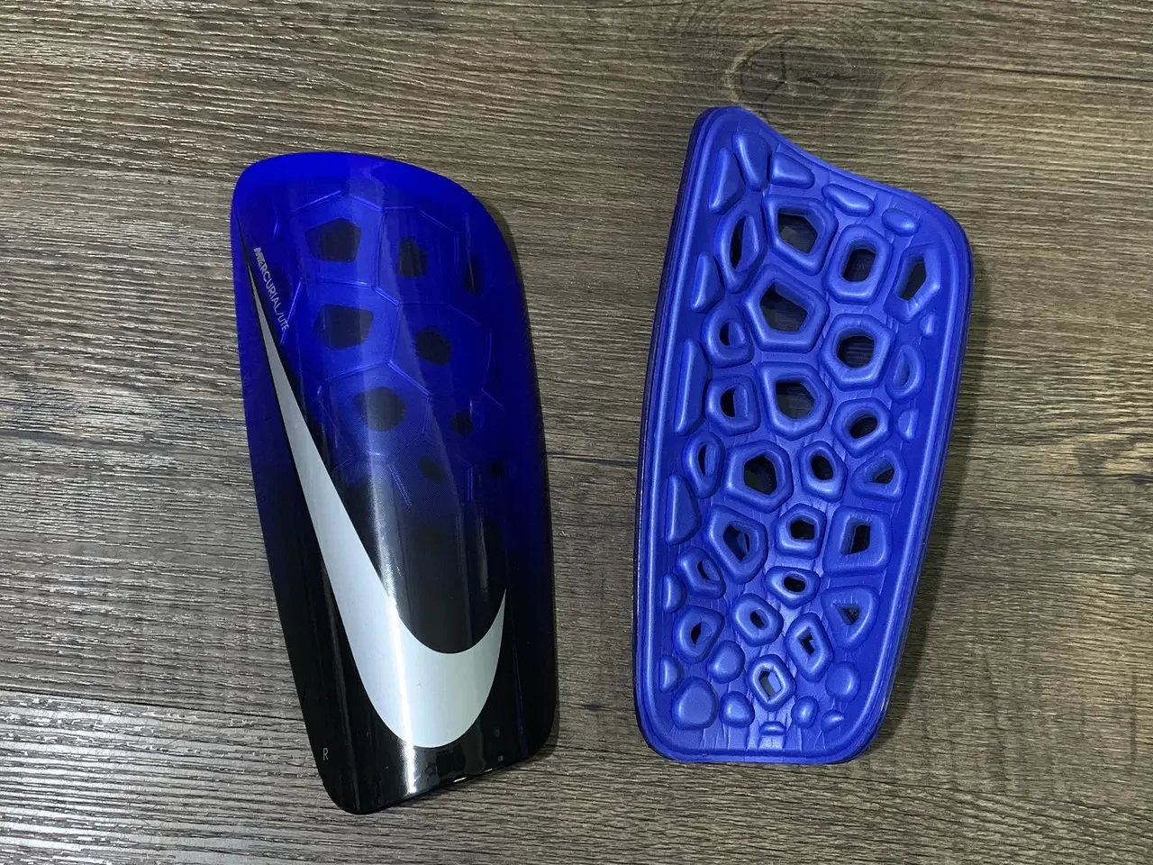 Футбольні щитки Nike Mercurial Lite, фото 1