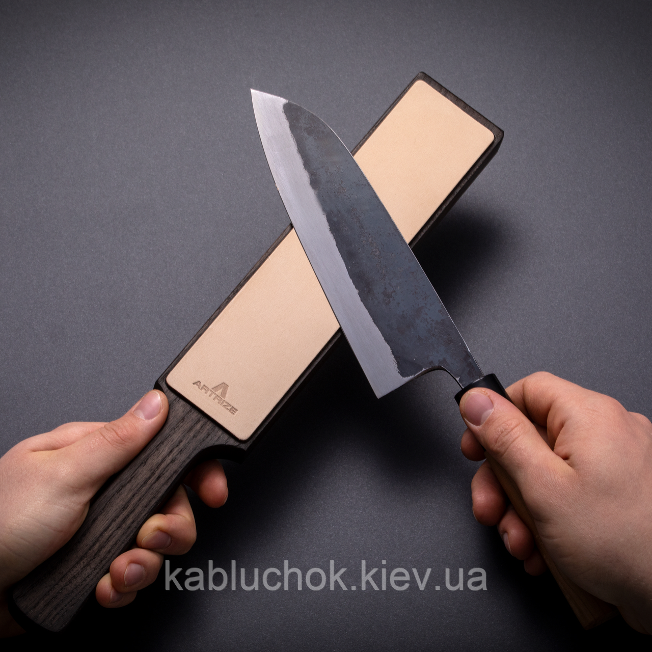 Дощечка двостороння зі шкірою для заточування, наведення ножів і інструменту