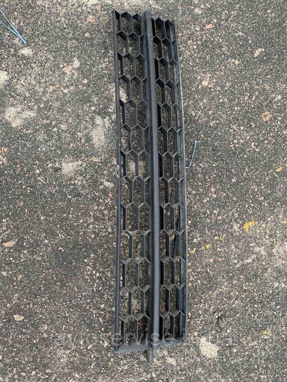 Решітка бампера Skoda Octavia A7 універсал, фото 1