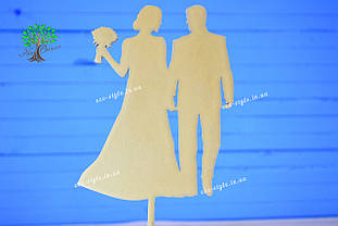 Топер у весільний торт