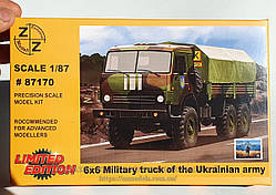 Збірна модель — Тентована армійська вантажівка КАМАЗ ЗСУ, масштабу 1/87,H0