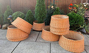 Підставка під ялинку, плетена з лози