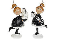 Декоративная подвесная фигурка девочка с подарками, 11.5см, 2 дизайна, цвет - черный с белым, 2шт