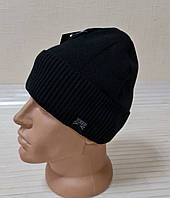 Шапка чоловіча тепла з флісовою підкладкою з закотом чорна