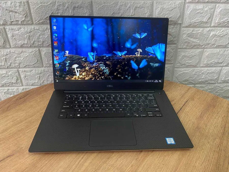 Ноутбук Dell Precision 5520 15.6"FHD/IPS/i7 6820HQ/16/SSD512/Quadro M1200-4Gb
