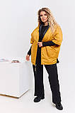 Демісезонна стильна двостороння жіноча куртка батал за типом Оверсайз із капюшоном (р.50-60). Арт-1955/2, фото 2