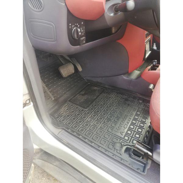 Гумові килимки в салон Mercedes A (W168) 1997-2004, фото 1