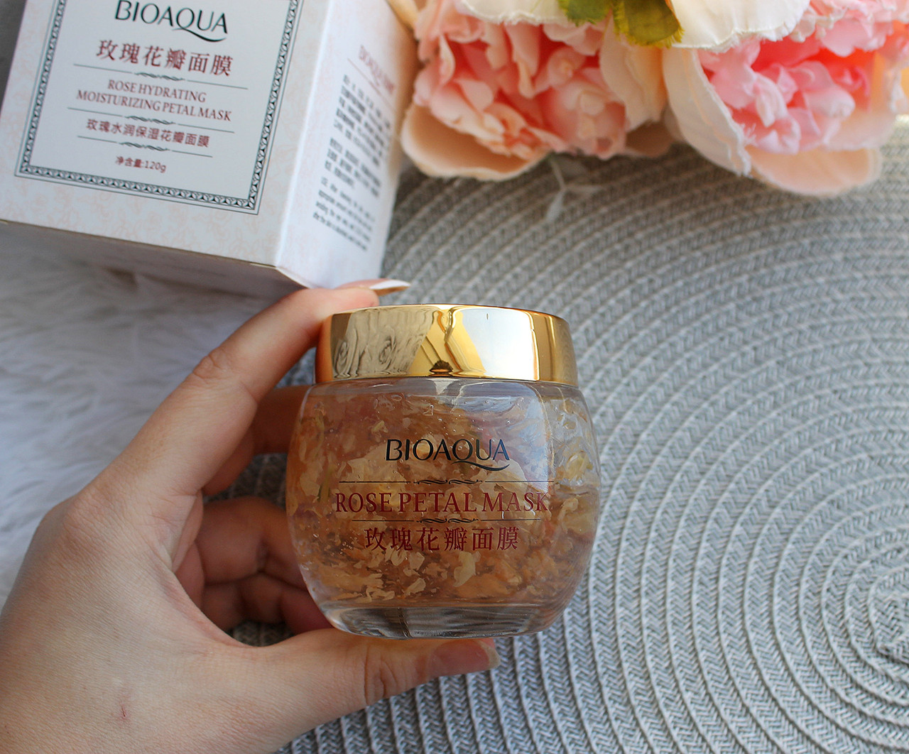 Нічна зволожувальна маска для обличчя з екстрактом троянди Bioaqua Rose Petal Mask, 120 г
