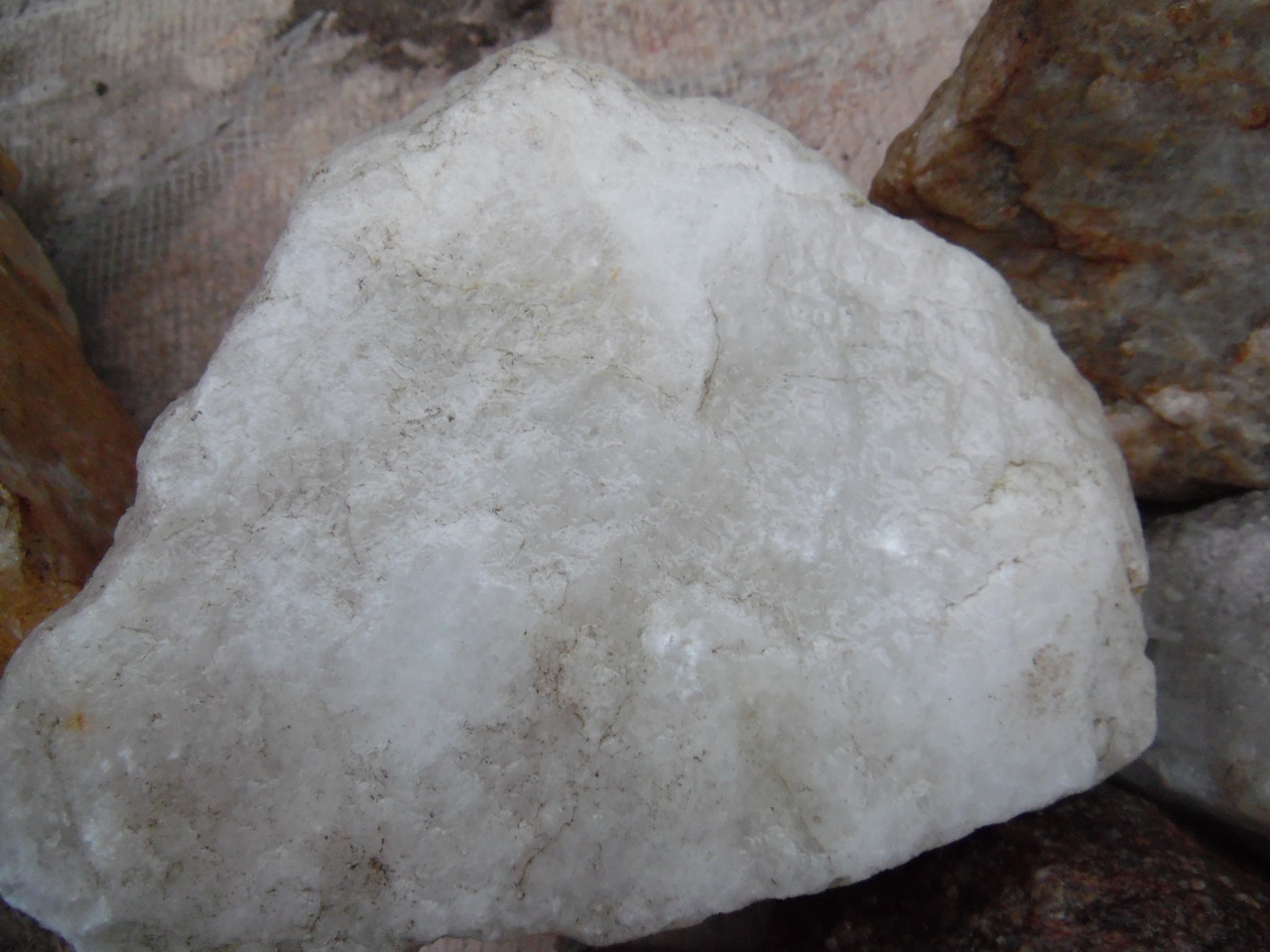 Редкий натуральный камень кварцит для декора стен - фото 5 - id-p280595742