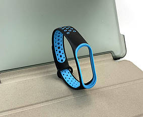 Ремінець на Xiaomi Mi Band 3, Mi Band 4 силіконовий чорний із блакитним