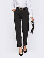 Чорні класичні штани зі зручними кишенями з боків.