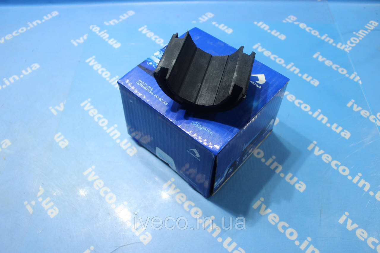 Напіввтулка стабілізатора Iveco Eurotrakker Trakker Stralis Івеко 8169892 41270883 62*96,5*70*80 мм