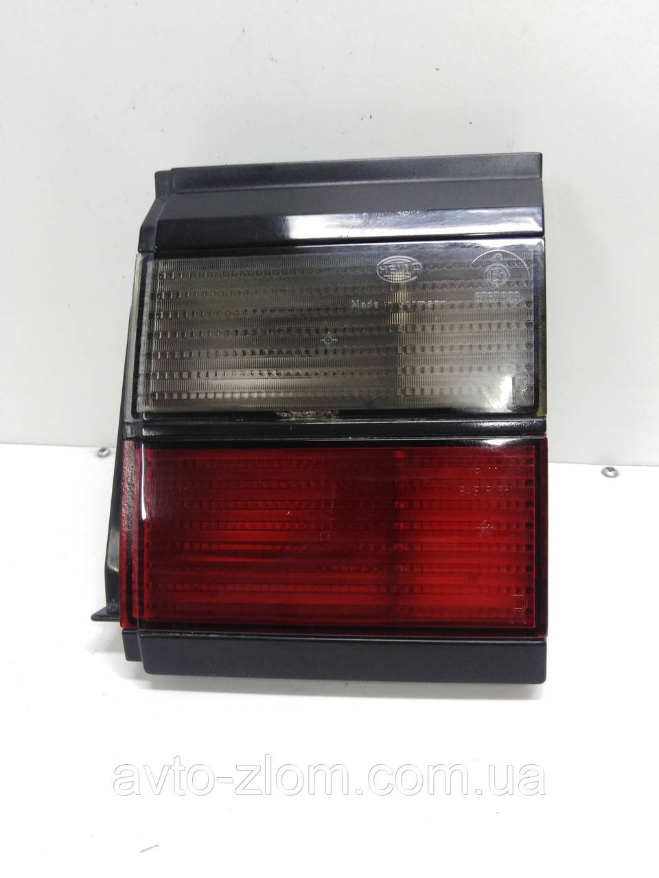 Ліхтар кришки багажника Volkswagen Passat B3, Пасат Б3. Правий, седан. 357945108., фото 1