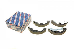 Колодки гальмівні задні Fiat Sedici Suzuki SX4 06- барабанні (220x35) (Bosch 0986487731)