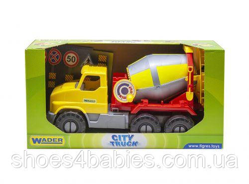 Вантажівка "City Truck" бетонозмішувач у коробці