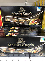 Цукерки шоколадні Mozart Kugeln, Henry Lambertz, марципан у чорному шоколаді 150 г (Німеччина)