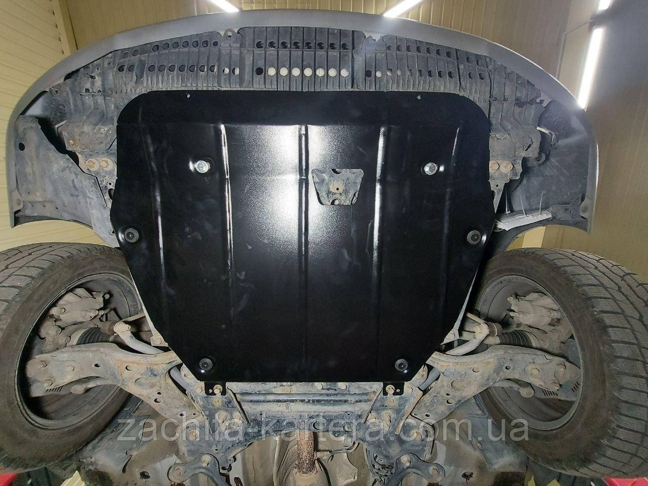 Захист двигуна та  КПП Toyota  Auris II (E18) (2012  - 2018)