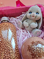 Подарочный набор косметики ручной работы "Кролик 2"