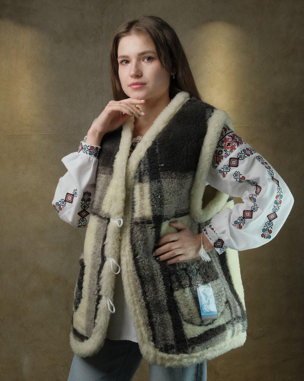 Вовняний жилет жіночий - фото 1 - id-p1699867460