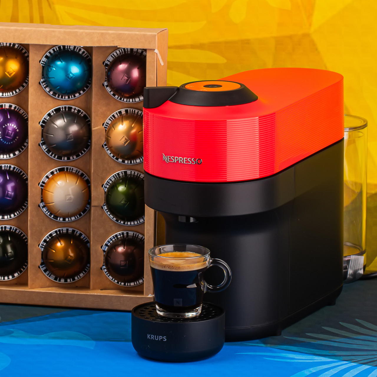 Капсульна кавомашина KRUPS Nespresso Vertuo Pop Pepper Red XN920510, червона капсульна