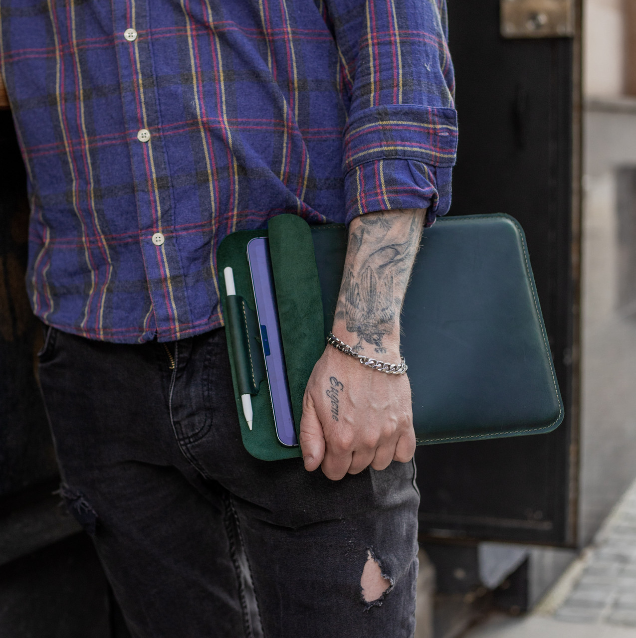 Чохол для iPad з утримувачем для Apple Pencil з натуральної шкіри колір Зелений