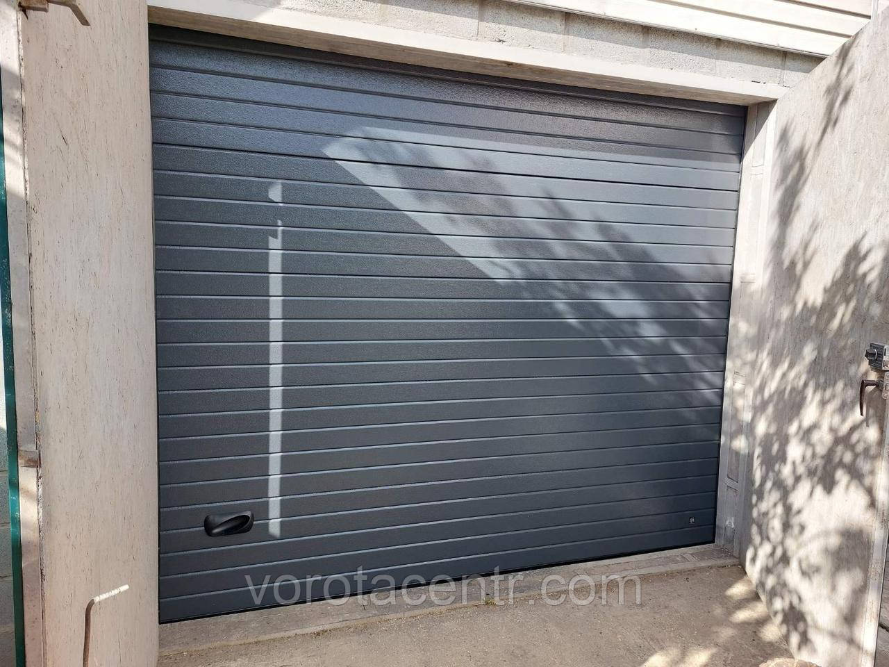 Ворота секційні RYTERNA, розмір прорізу 2500х2150 (модель TLB), фото 1