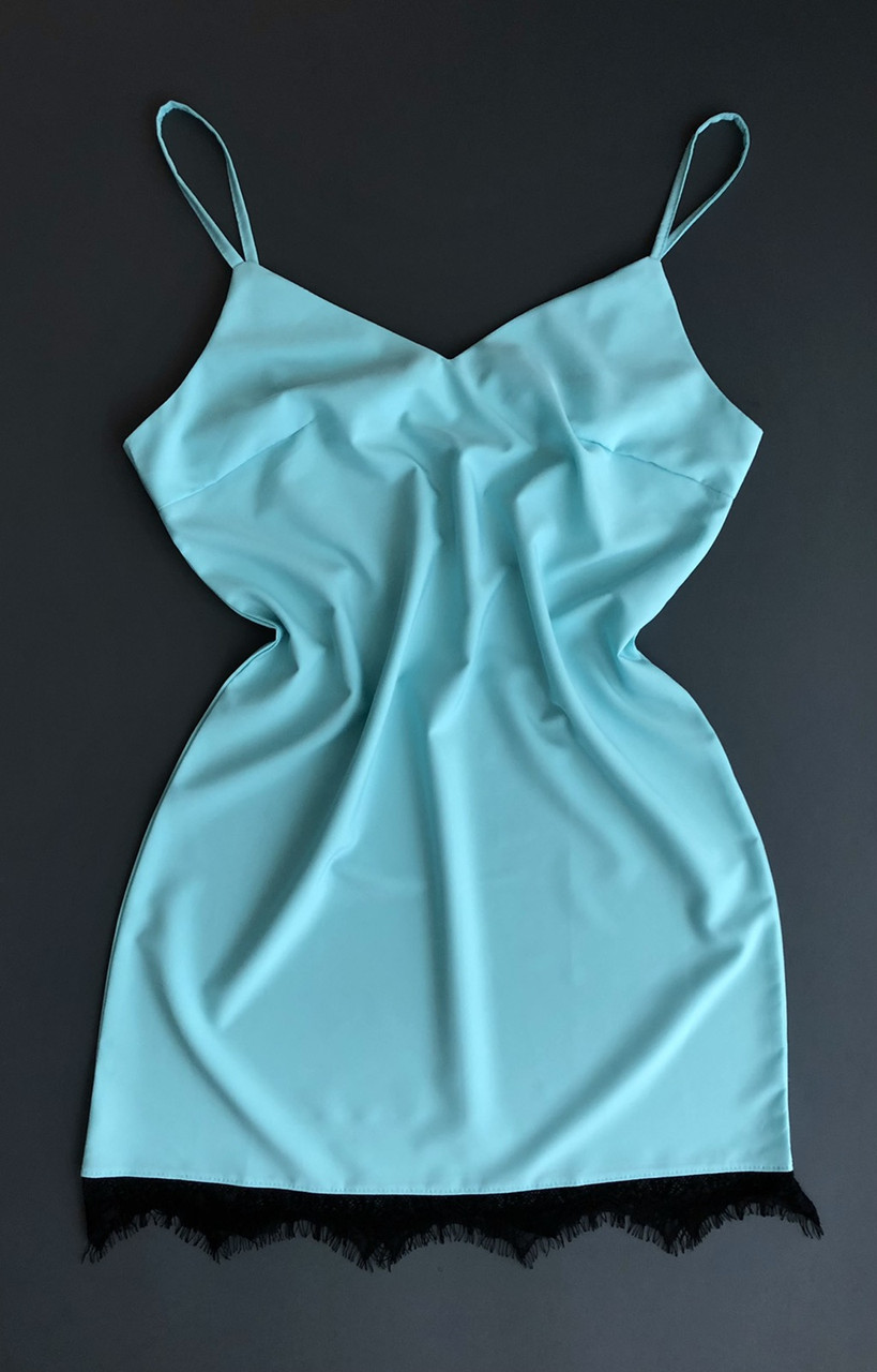 Сорочка жіноча з мереживом із тканини софт.