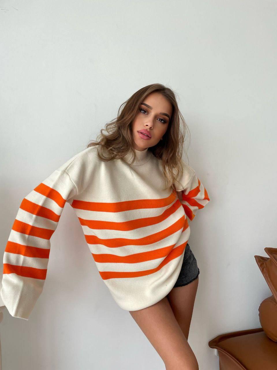 Вільний светр у смужку фасону оверсайз із високим коміром і широкими рукавами (р. 42-46) 77043002, фото 1