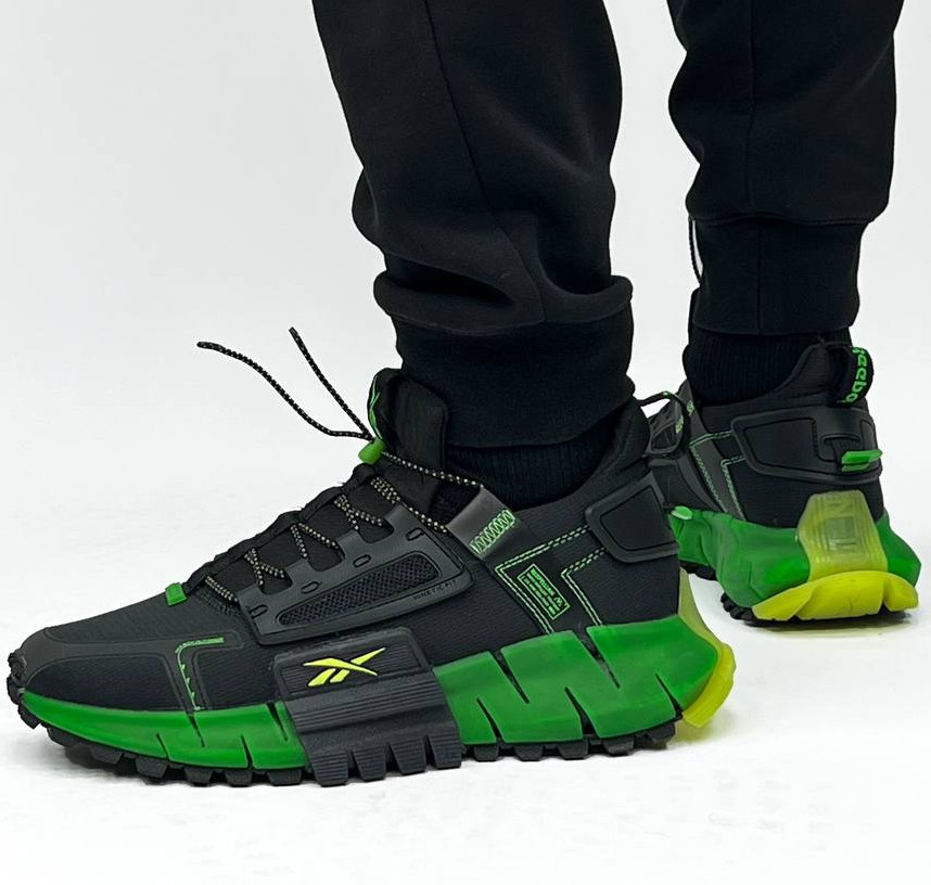 Чоловічі кросівки Reebok Zig Kinetica Fit All Black осенние весна-осінь повсякденні чорні. Живе фото