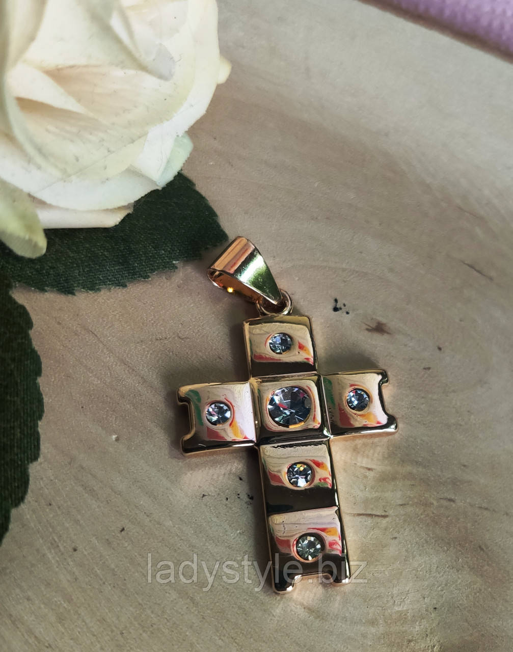 Золотистий хрестик від студії LadyStyle.Biz