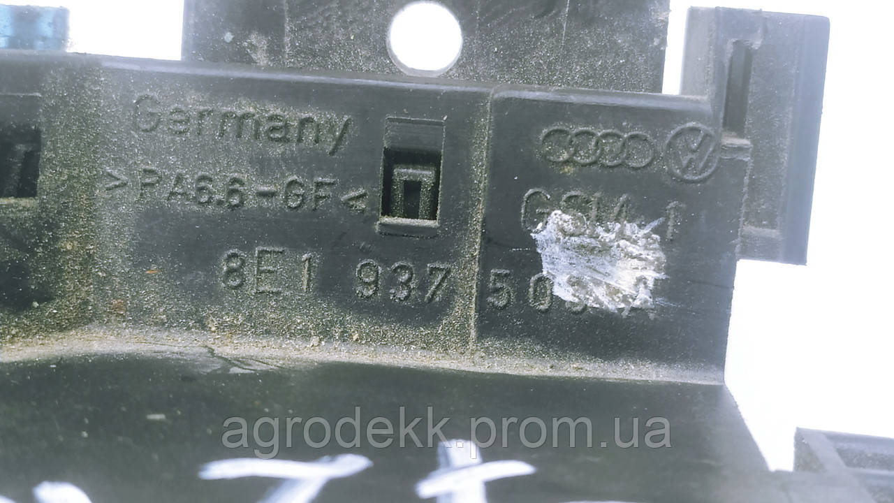 Предохранитель багажника ауди а4 б6 Спецыфікацыі электрычнага абсталявання (Audi А4 Б6, 2000-2006 / Электраабсталява