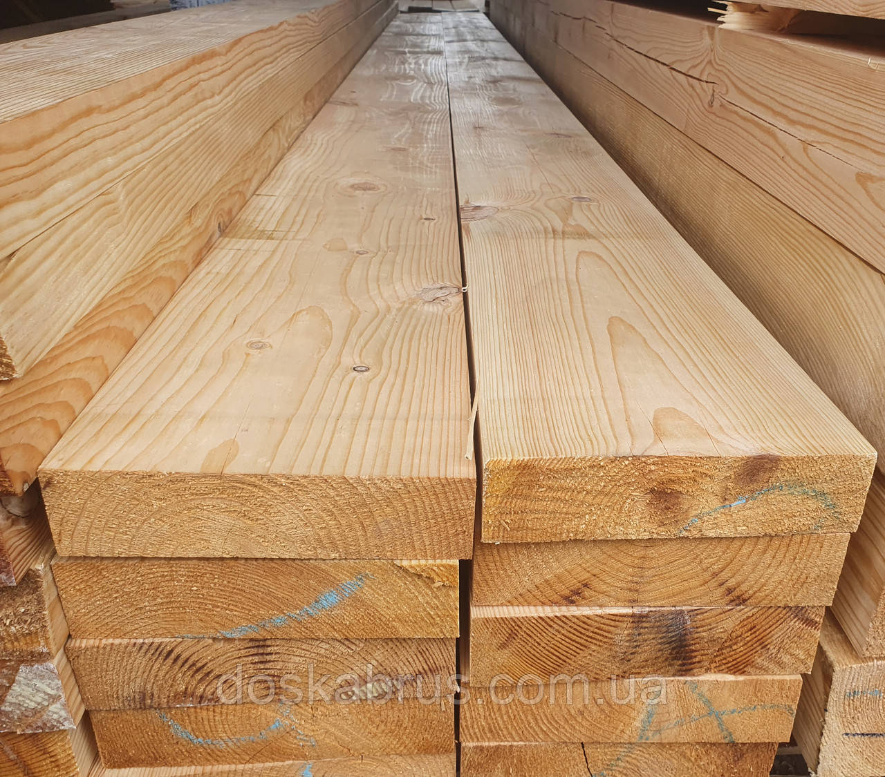 Строгана дошка 50×200×4 м — високий стандарт пиломатеріалу для будівництва та декору в Одесі