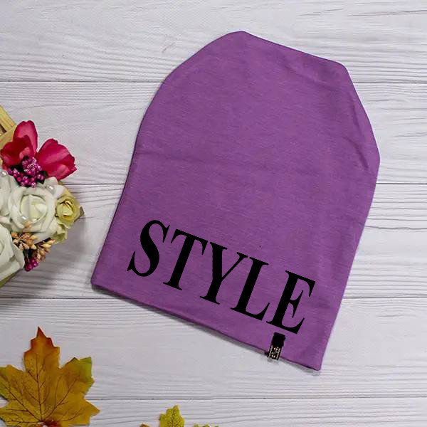 Жіноча шапка з принтом STYLE