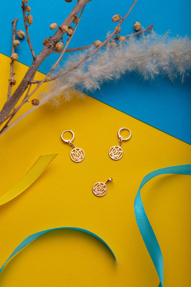 Патриотические украшения: украинский тризуб - фото 2