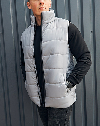 Мужская жилетка безрукавка дутая серого цвета, жилетки мужские весна-осень на молнии с карманами спортивные, фото 4