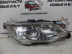 Фара права Toyota Camry VII (XV50) Рест. (2014-2017) ОЕ:8113033881 Дефект