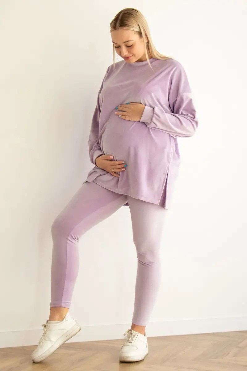 Плюшевий стильний костюм для вагітних лавандовий кофта oversize крою та звужені лосини, 5473154-4-Л