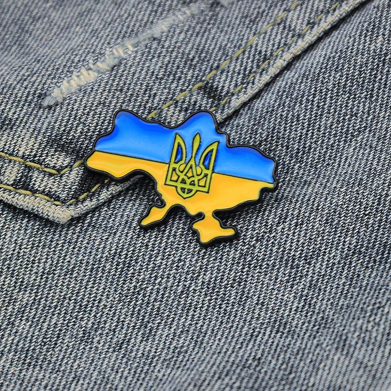 Значок на одяг "Україна"