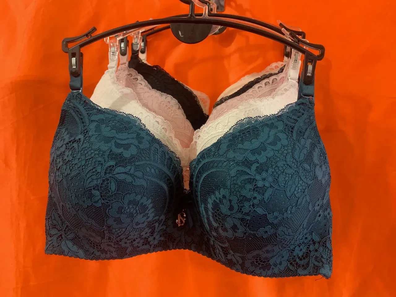 Бюстгальтер чашка З об'ємом 80-90 (від 3 шт.)