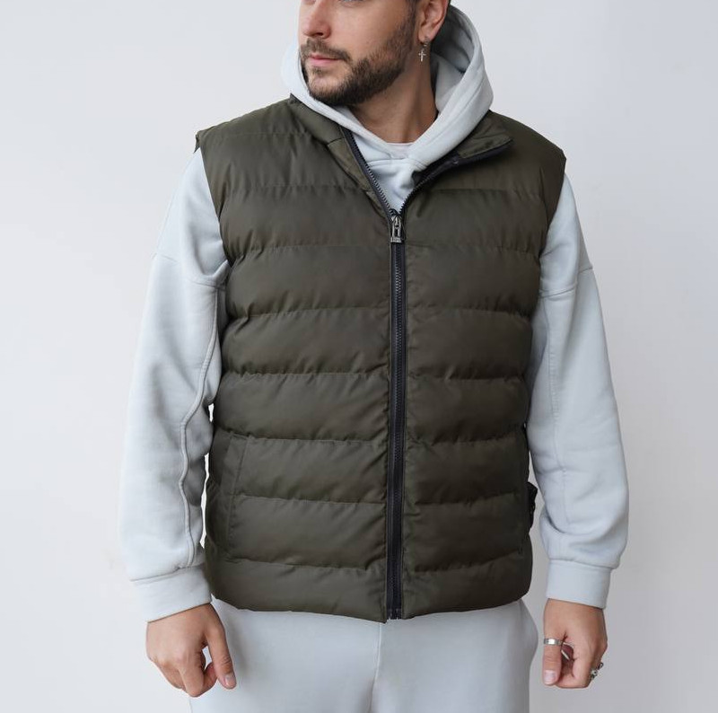 Чоловіча жилетка Stone Island безрукавка спортивна стильна Туреччина хакі | Жилет чоловічий. Живе фото, фото 1