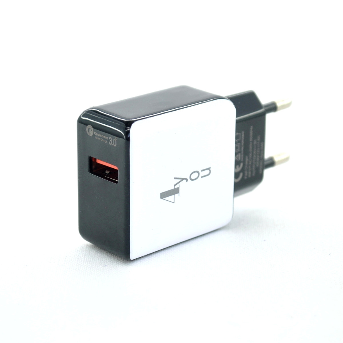 Зарядний пристрій USB 4you A40 (18W, Fast Charger QC 3.0) black/white