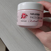 Крем для лица для сухой и чувствительной кожи с розовой водой Farmasi Dr.Tuna Pure Rose Face Cream