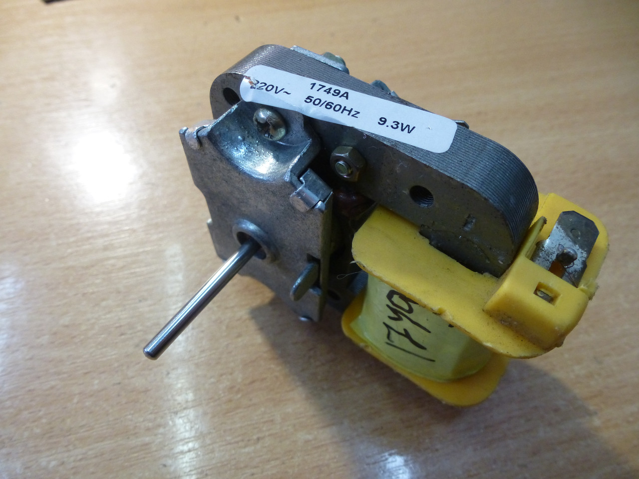 Вентилятор обдування SC (Універсальний ) No-Frost 1749 9,3 Вт ( Китай тонкий вал довжина 30мм,діам 3,2 мм )