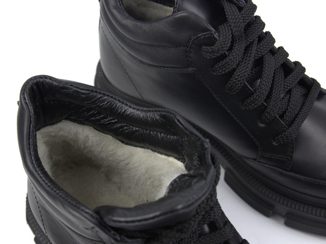 Ботинки кожаные на меху Женская обувь больших размеров 40-44 COSMO Shoes Dia Black BS 1702312104 