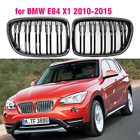 Решітка ноздрі радіатора BMW (БМВ) X1 series E84 (2010-2015) Глянець 2 ребра