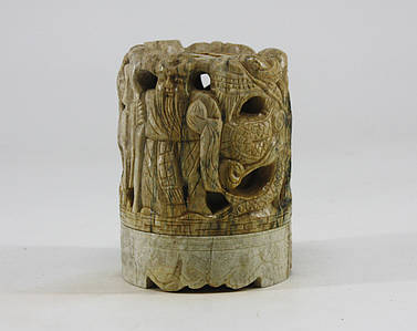 Камінь підставки під пахощі.