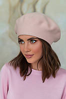 Жіночий в'язаний берет «Віола» колір пудра