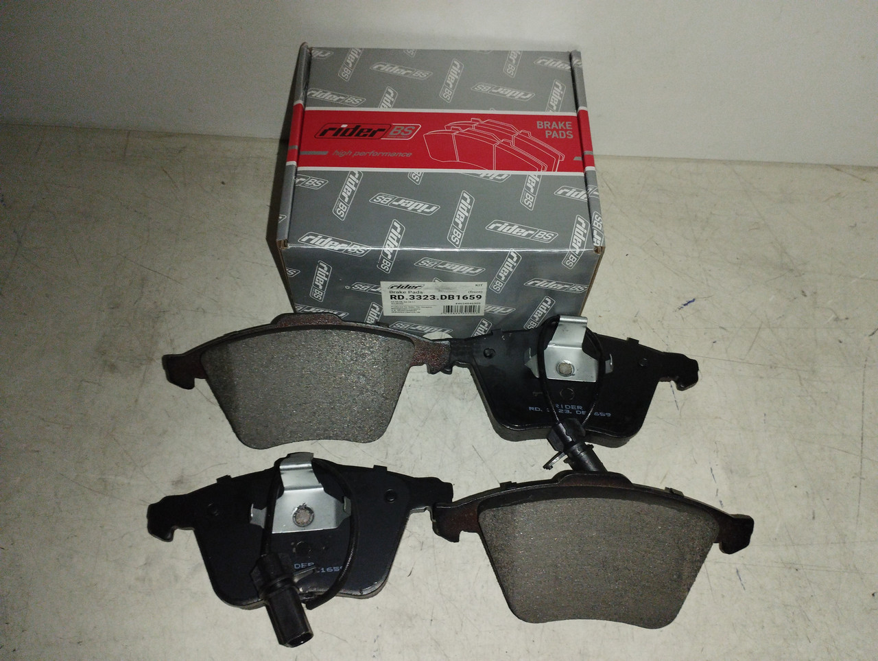 RIDER Колодки гальмівні передні AUDI A4 2003 — 2009, A6 2004 — 2011 Allroad, фото 1