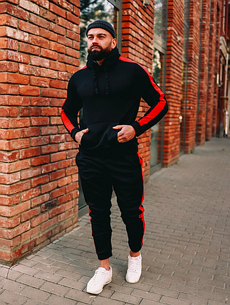 Чоловічий теплий спортивний костюм із лампасом Зима чорний-червоний S M L XL, фото 2