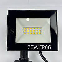 Світлодіодний LED прожектор із датчиком руху 20W IP66